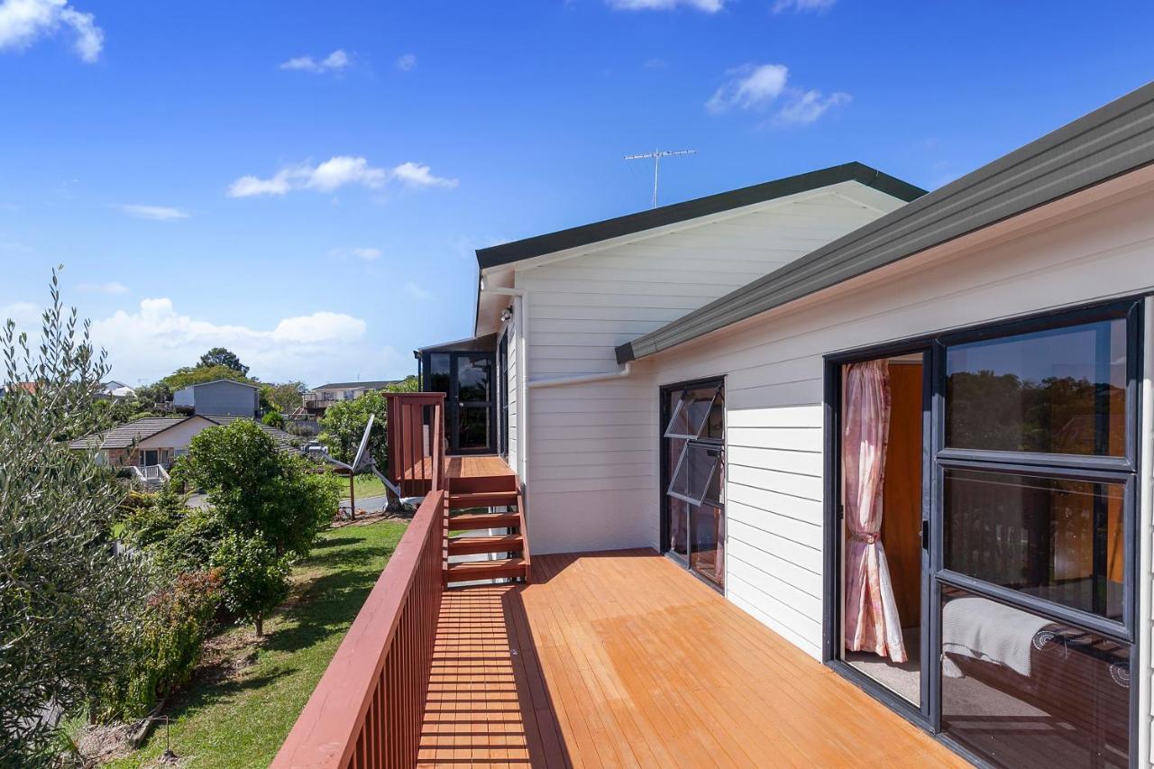 Serene At Snells - Snells Beach Bach Exterior photo